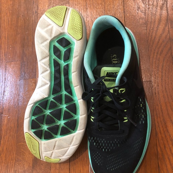 Nike Running Shoes - Picture 4 of 5